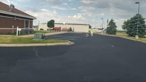 Best Concrete Driveway Installation  in Obetz, OH